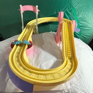 Barbie’s Sister Kelly Kiddie Roller Coaster Amusement Park Playset Mattel 2001